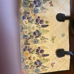 Meet your Posher, Ella